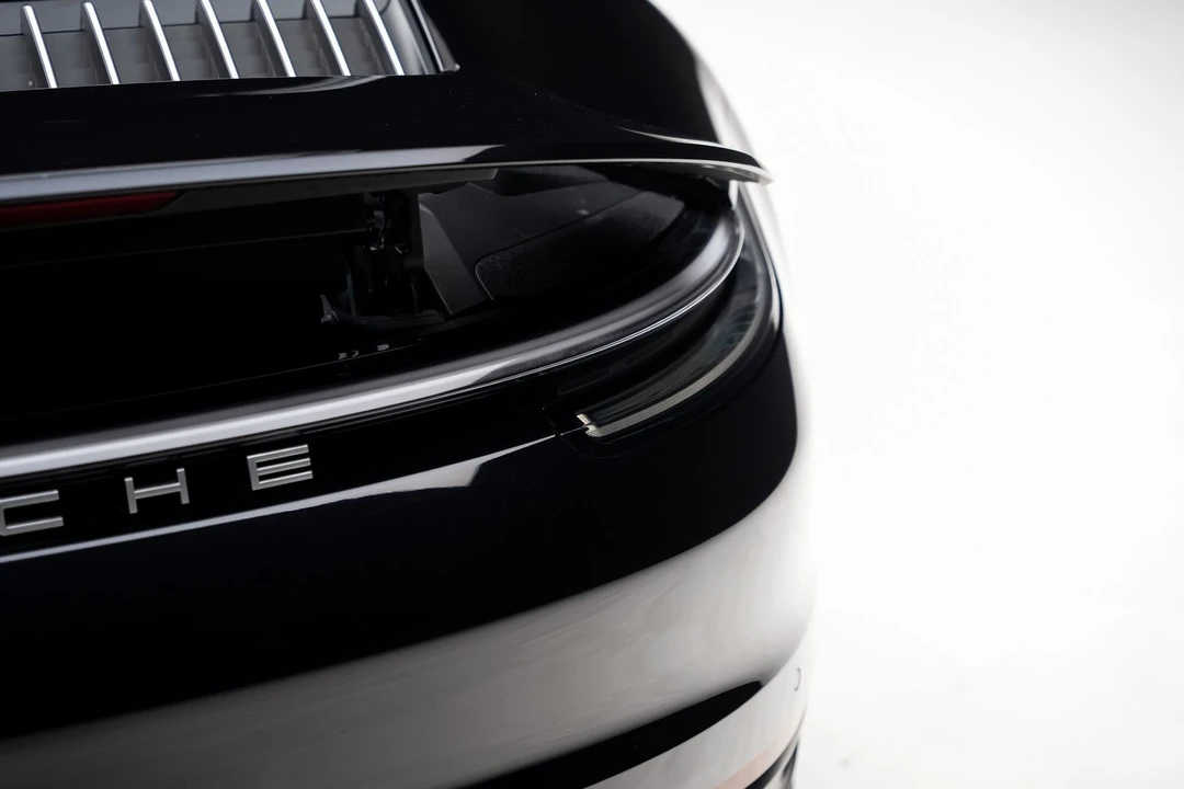 2024 Porsche 992 Carrera - Image 28 of 31