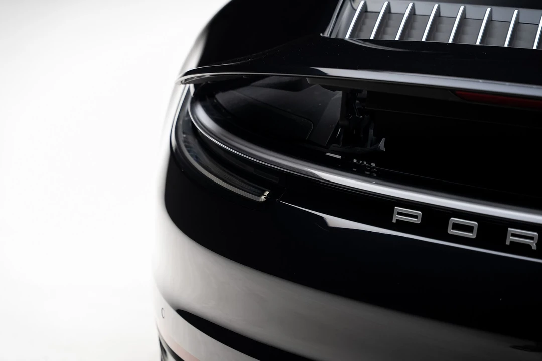 2024 Porsche 992 Carrera - Image 27 of 31