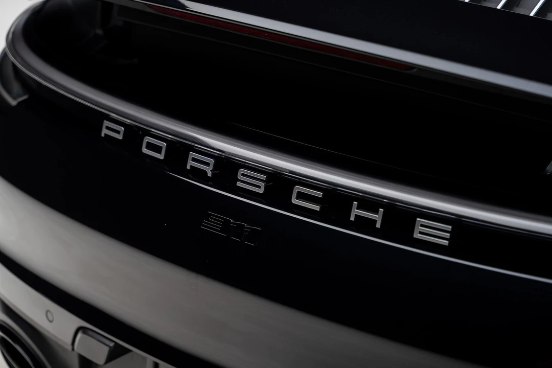 2024 Porsche 992 Carrera - Image 29 of 31