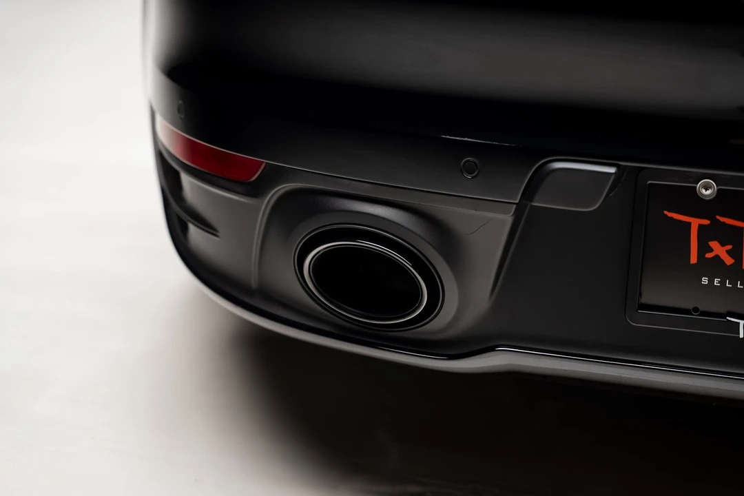 2024 Porsche 992 Carrera - Image 30 of 31