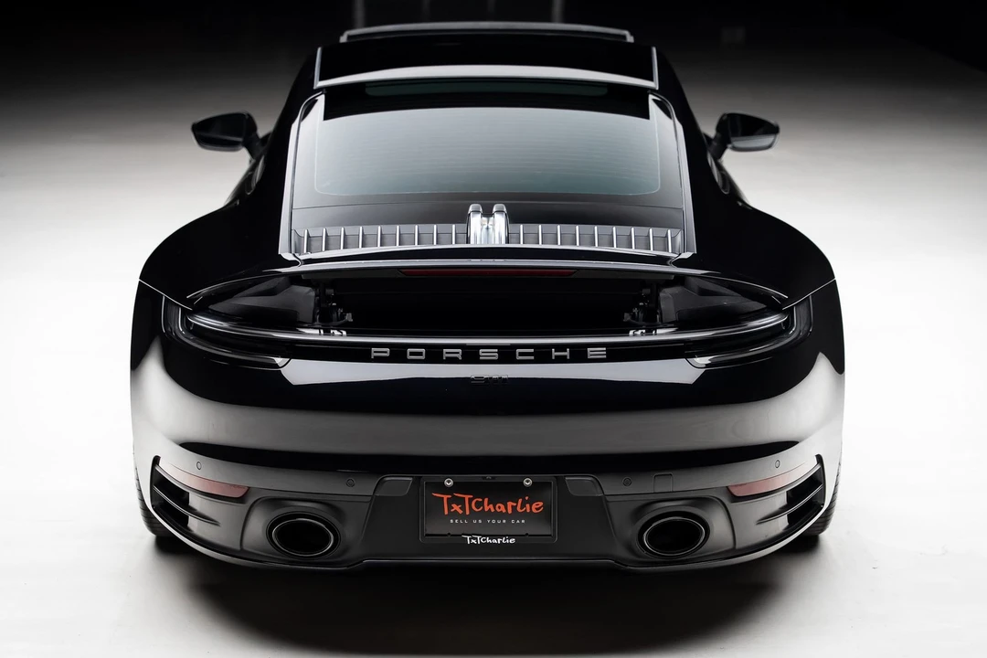 2024 Porsche 992 Carrera - Image 24 of 31