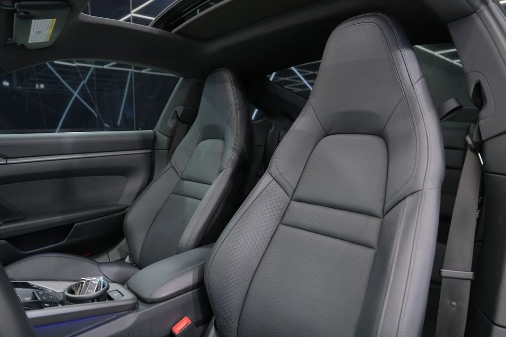 2024 Porsche 992 Carrera - Image 19 of 21