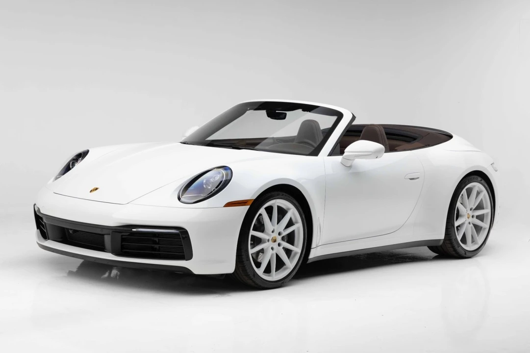 2024 Porsche 992 Carrera - Image 9 of 31