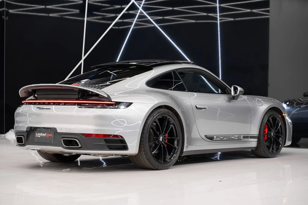 2024 Porsche 992 Carrera - Image 16 of 21