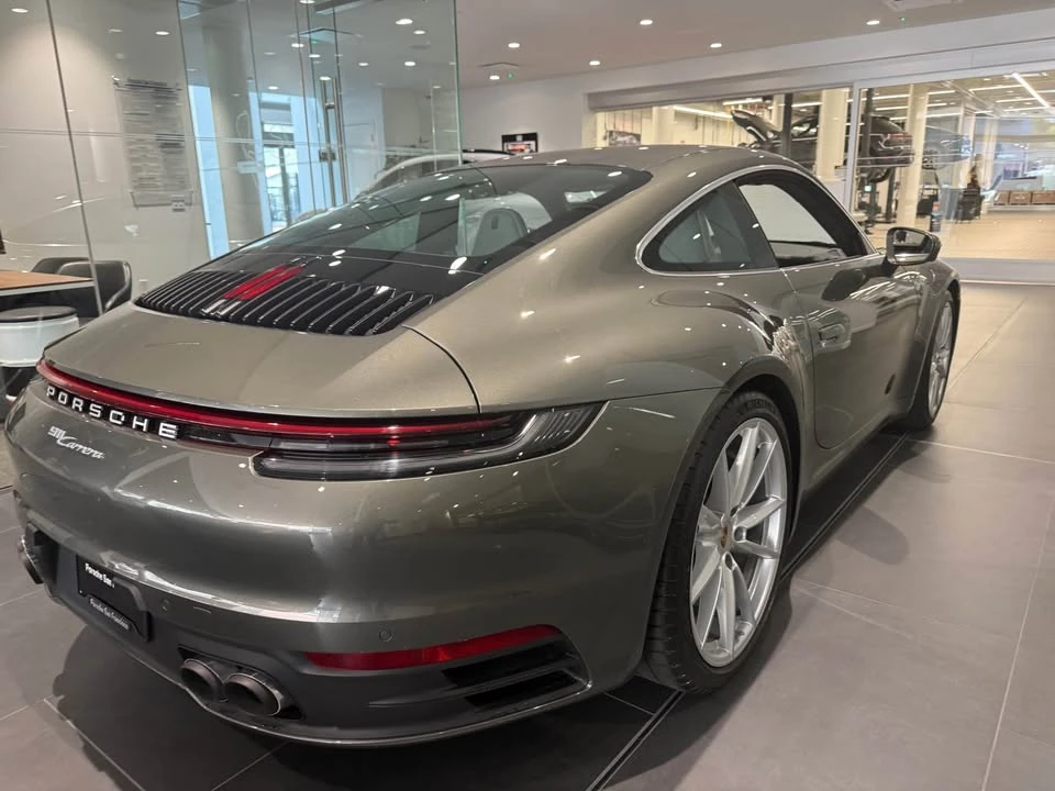 2024 Porsche 992 Carrera - Image 5 of 10