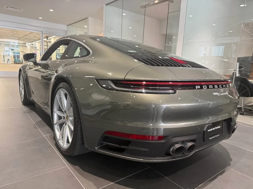 2024 Porsche 992 Carrera - Image 7 of 10