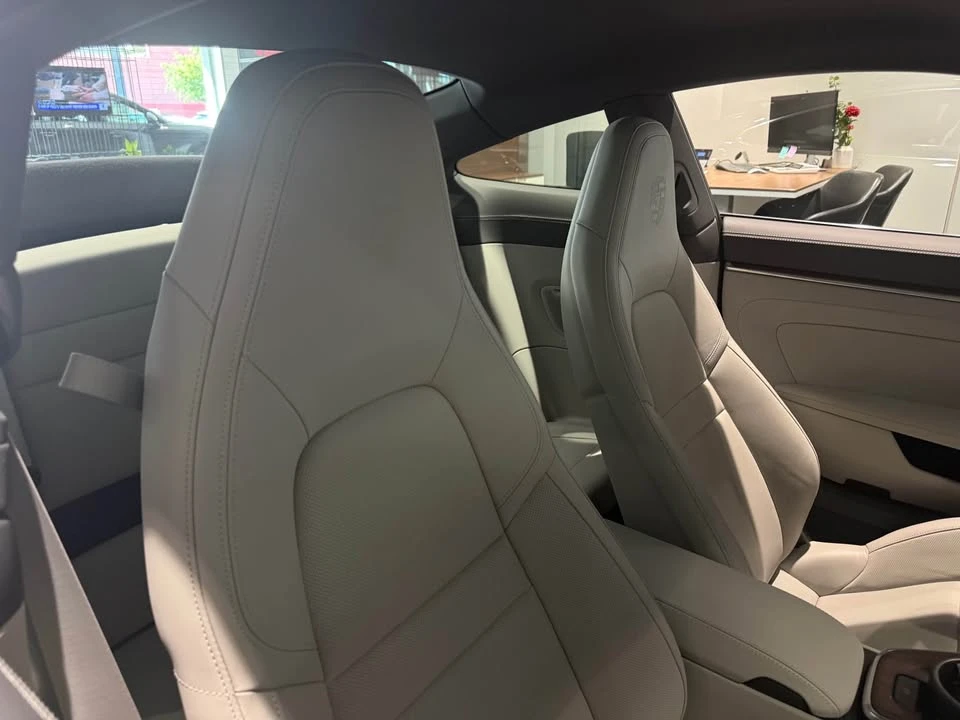2024 Porsche 992 Carrera - Image 9 of 10