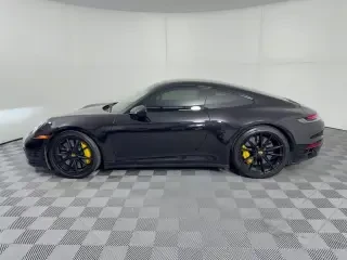 2024 Porsche 992 Carrera 4 - Image 13 of 31