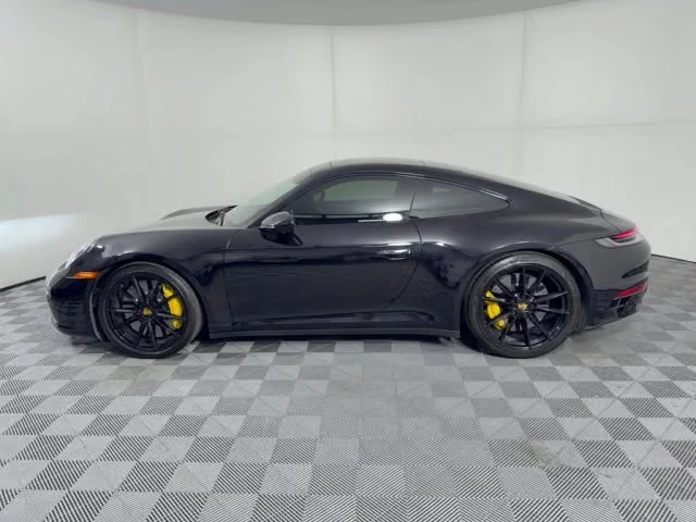 2024 Porsche 992 Carrera 4 - Image 10 of 31