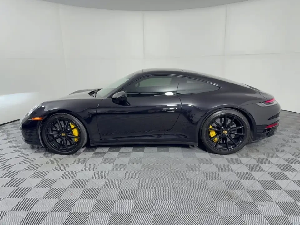 2024 Porsche 992 Carrera 4 - Image 15 of 31