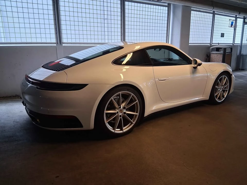 2024 Porsche 992 Carrera 4 - Image 3 of 6