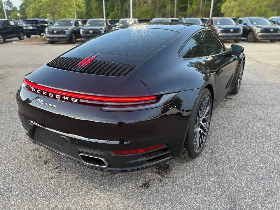 2024 Porsche 992 Carrera 4 - Image 5 of 6