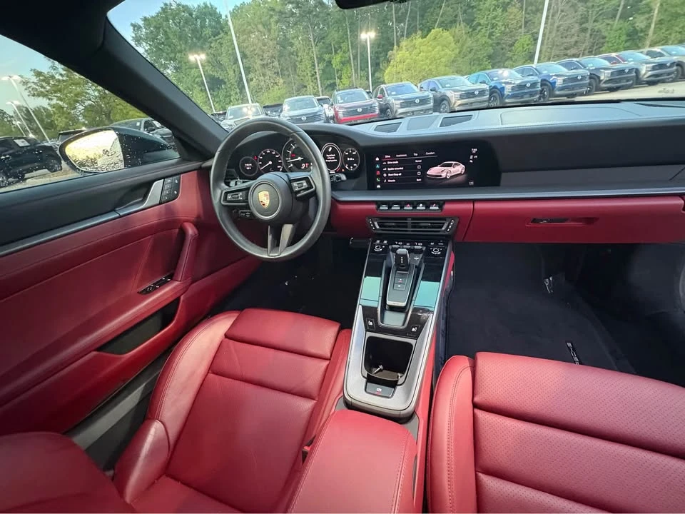 2024 Porsche 992 Carrera 4 - Image 3 of 6