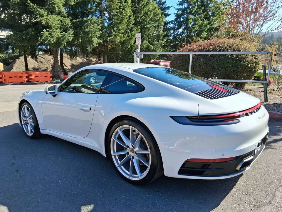 2024 Porsche 992 Carrera 4 - Image 4 of 17