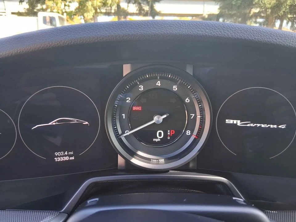 2024 Porsche 992 Carrera 4 - Image 15 of 17