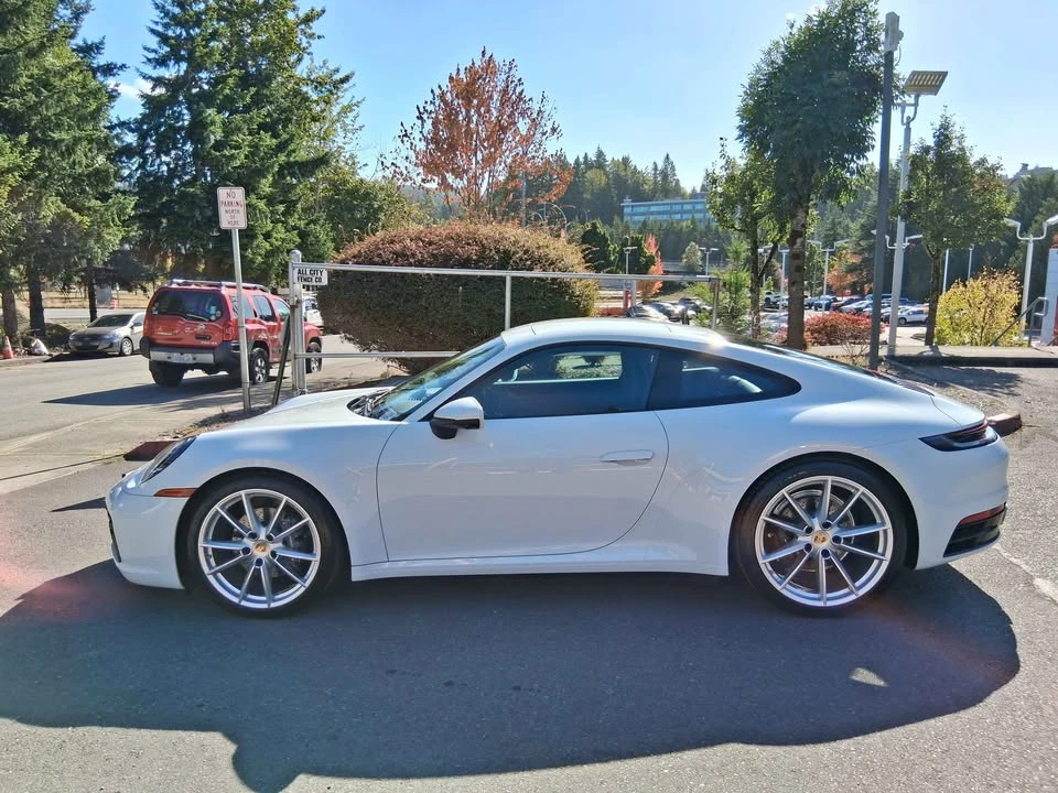 2024 Porsche 992 Carrera 4 - Image 2 of 17
