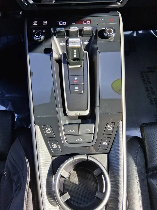 2024 Porsche 992 Carrera 4 - Image 12 of 17