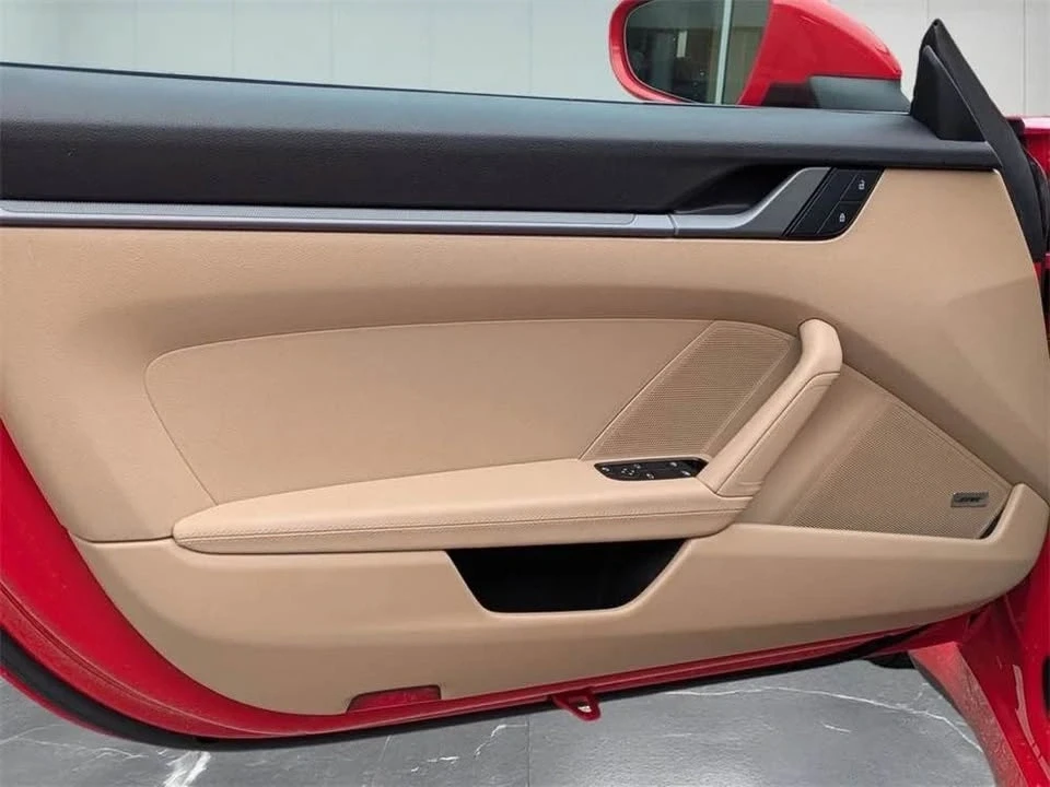 2024 Porsche 992 Carrera 4 - Image 10 of 20
