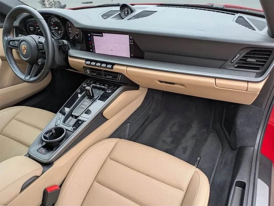 2024 Porsche 992 Carrera 4 - Image 16 of 20