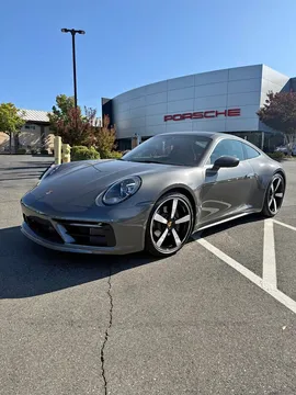 2024 Porsche 911 Carrera 4 Coupe