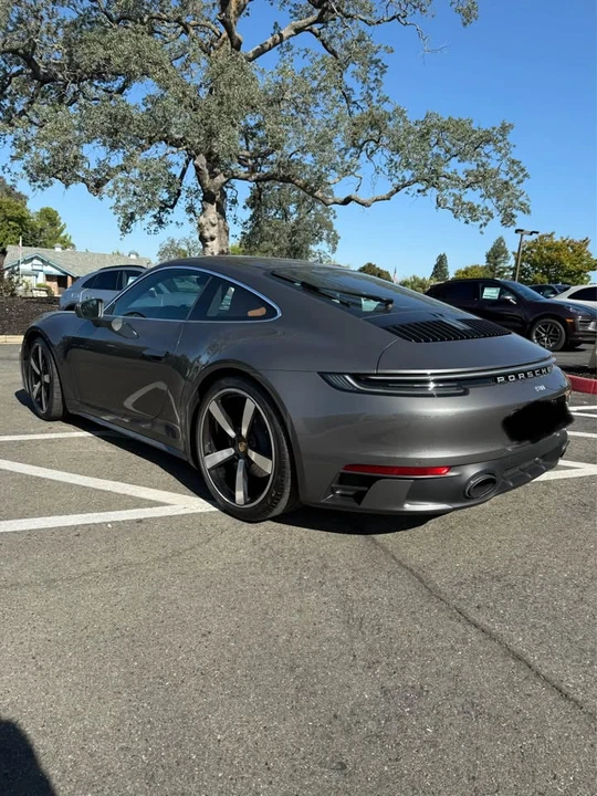 2024 Porsche 992 Carrera 4 - Image 4 of 16