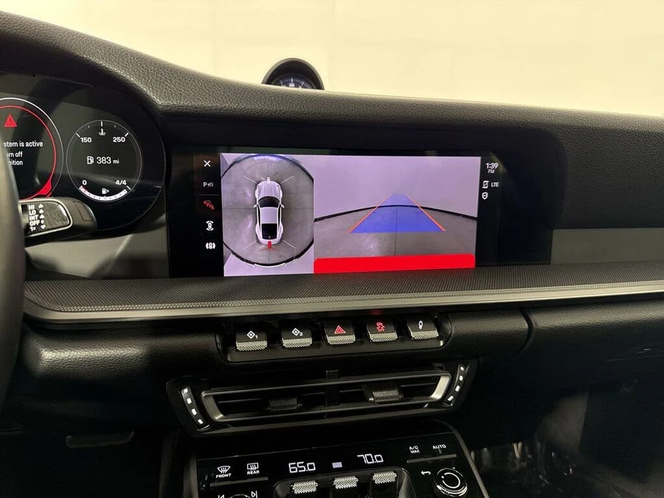 2024 Porsche 992 Carrera 4 - Image 30 of 31