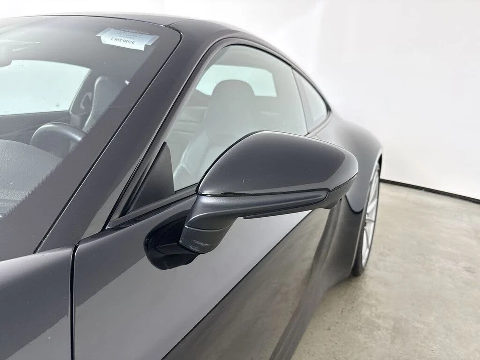 2024 Porsche 992 Carrera 4 - Image 12 of 31