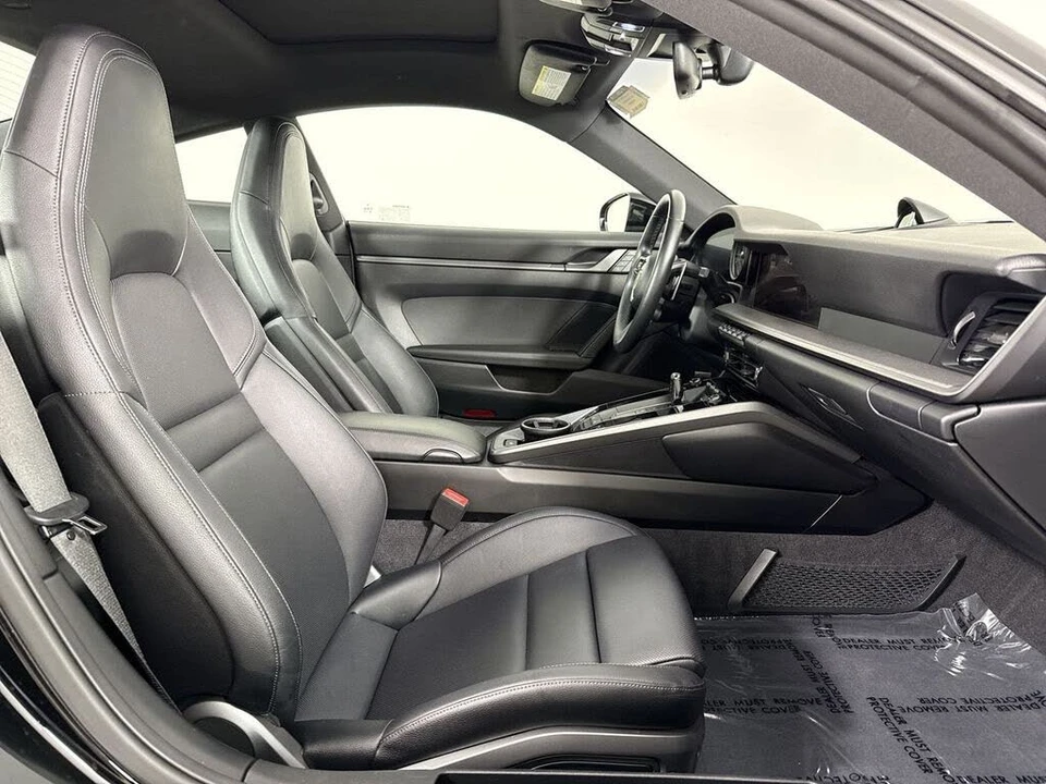 2024 Porsche 992 Carrera 4 - Image 24 of 31