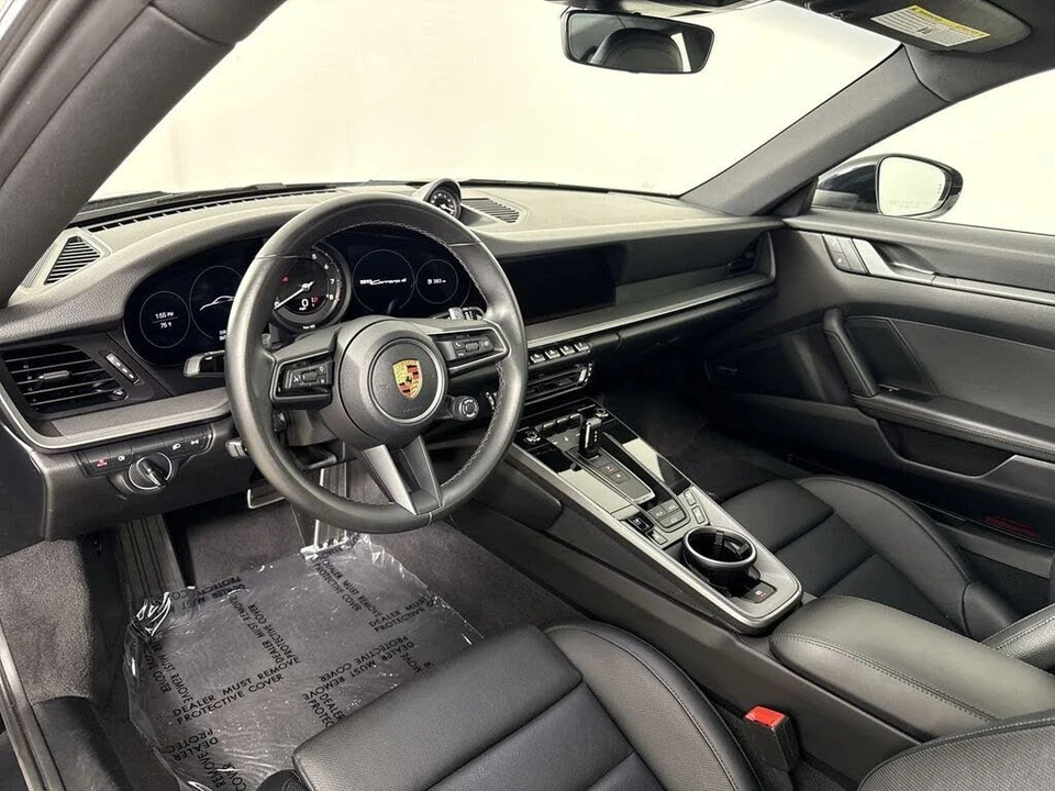 2024 Porsche 992 Carrera 4 - Image 4 of 31