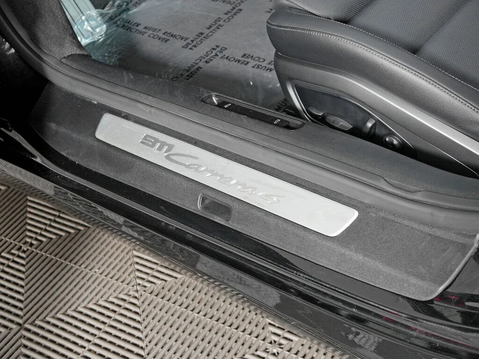 2024 Porsche 992 Carrera 4 - Image 23 of 31
