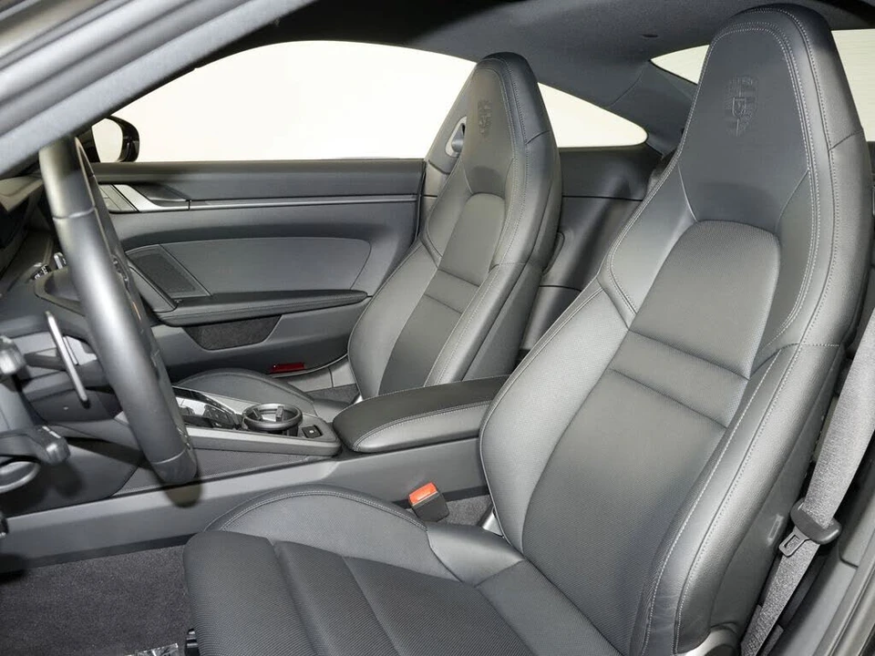 2024 Porsche 992 Carrera 4 - Image 5 of 31