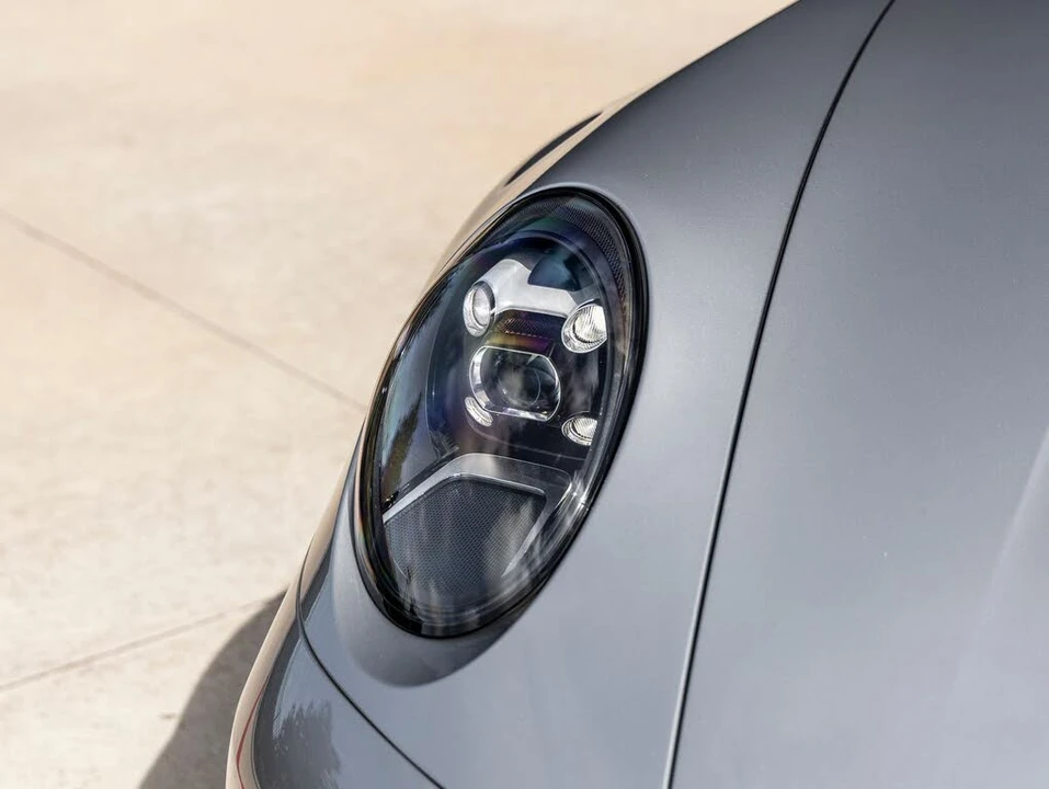 2024 Porsche 992 Carrera 4 - Image 20 of 31