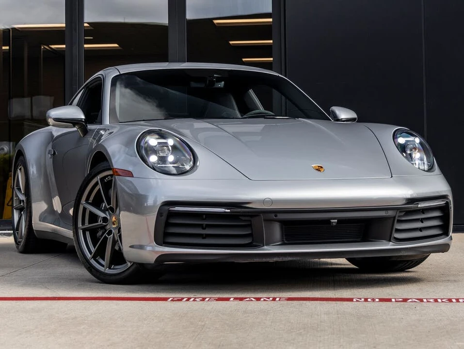 2024 Porsche 992 Carrera 4 - Image 6 of 31