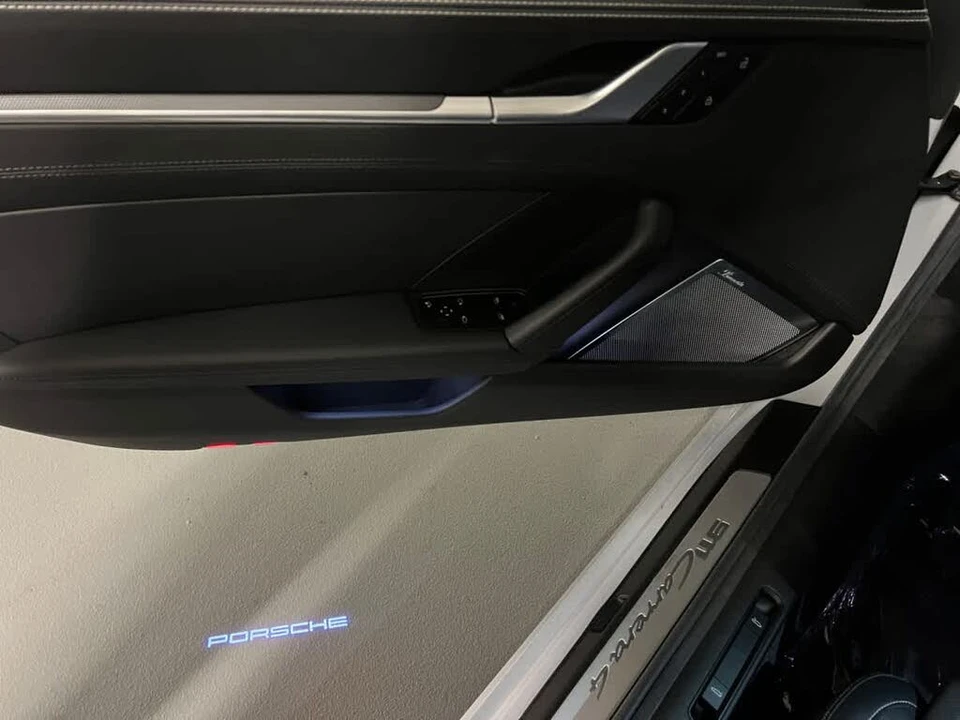 2024 Porsche 992 Carrera 4 - Image 16 of 31