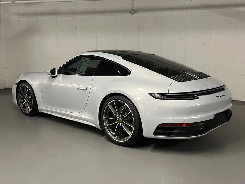 2024 Porsche 992 Carrera 4 - Image 3 of 31