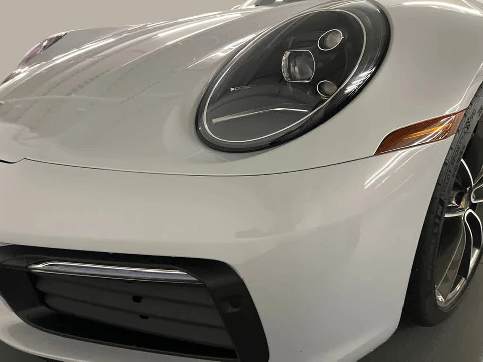 2024 Porsche 992 Carrera 4 - Image 27 of 31