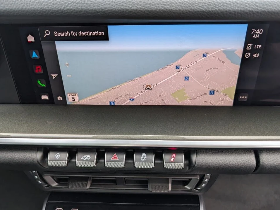 2024 Porsche 992 Carrera 4 - Image 14 of 25