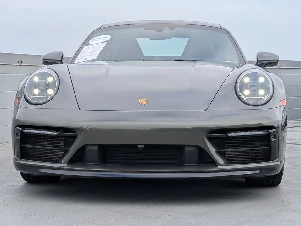 2024 Porsche 992 Carrera 4 - Image 8 of 25