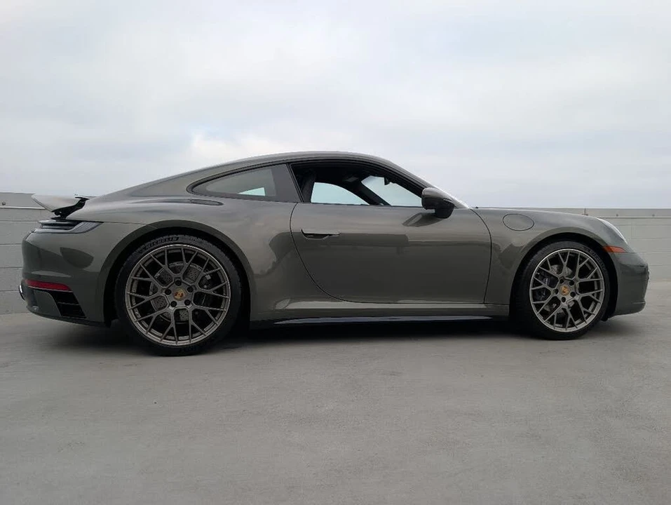 2024 Porsche 992 Carrera 4 - Image 24 of 25