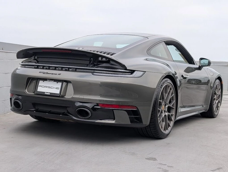 2024 Porsche 992 Carrera 4 - Image 23 of 25