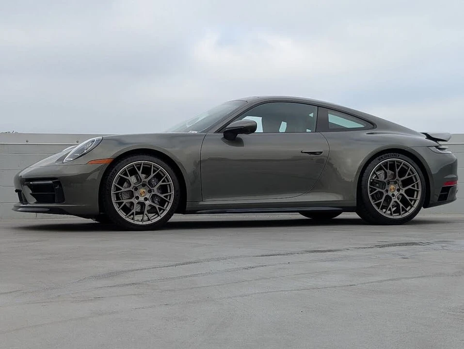 2024 Porsche 992 Carrera 4 - Image 2 of 25