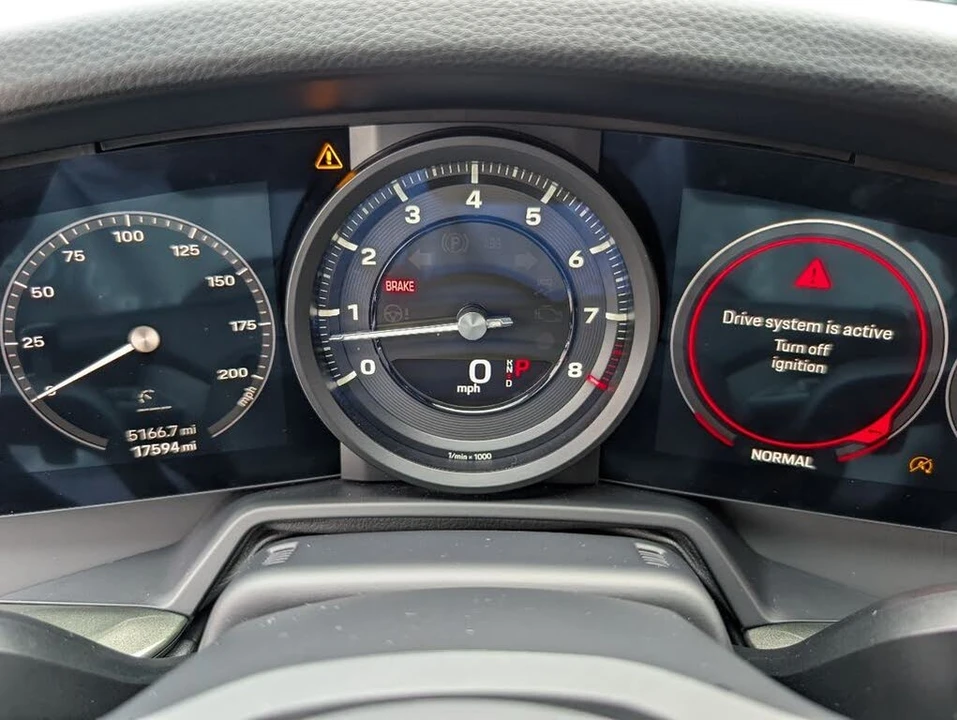 2024 Porsche 992 Carrera 4 - Image 22 of 25