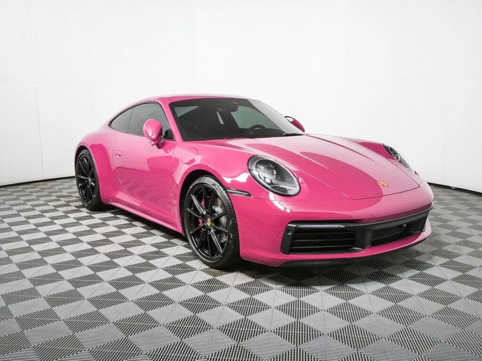 2024 Porsche 992 Carrera 4 - Image 24 of 31