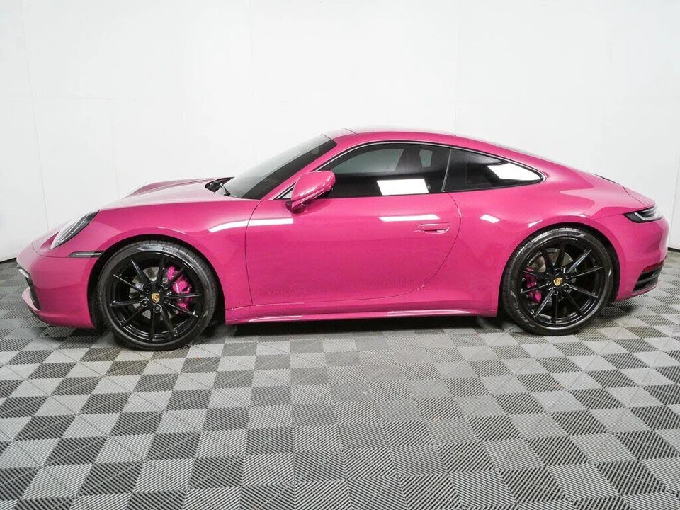 2024 Porsche 992 Carrera 4 - Image 2 of 31