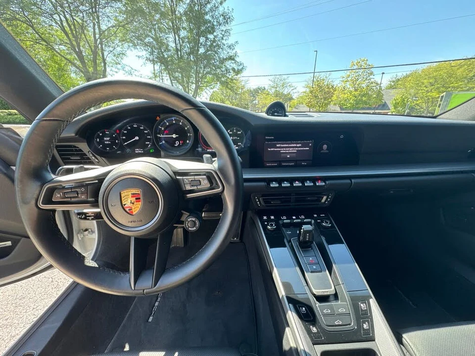 2024 Porsche 992 Carrera 4 - Image 9 of 9