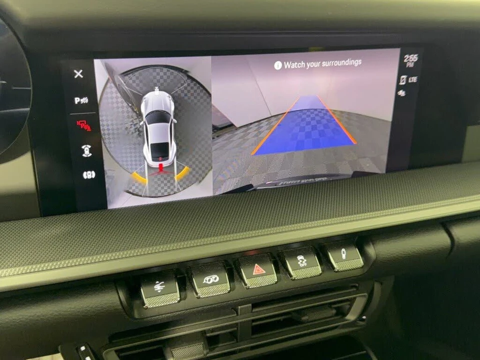 2024 Porsche 992 Carrera 4 - Image 24 of 31
