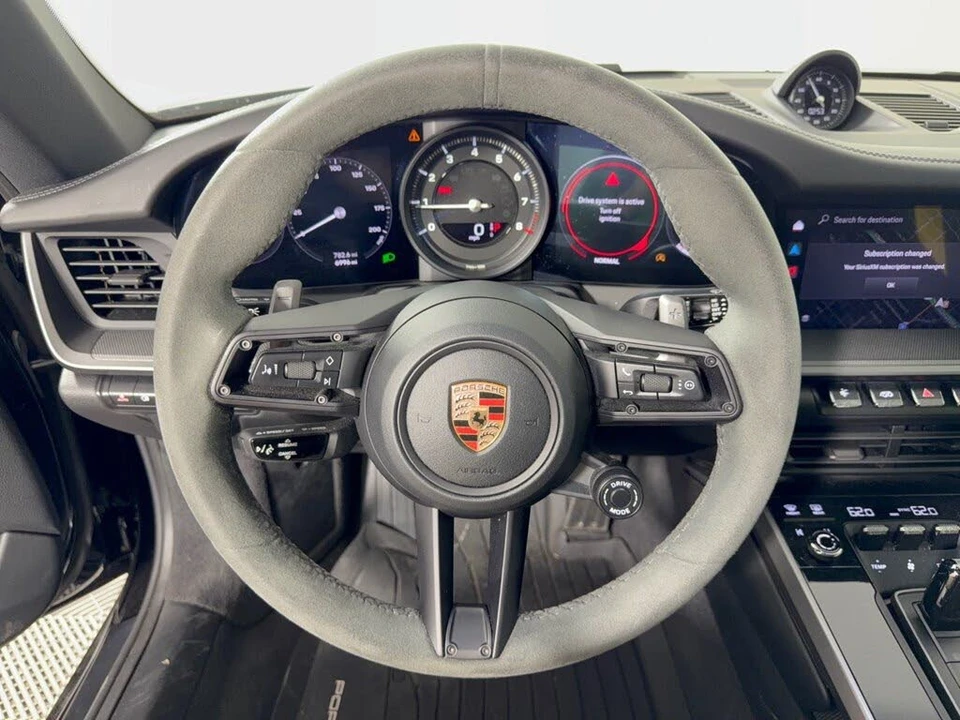 2024 Porsche 992 Carrera 4 - Image 10 of 31