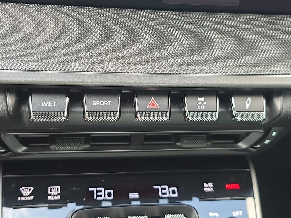2024 Porsche 992 Carrera 4 - Image 17 of 25