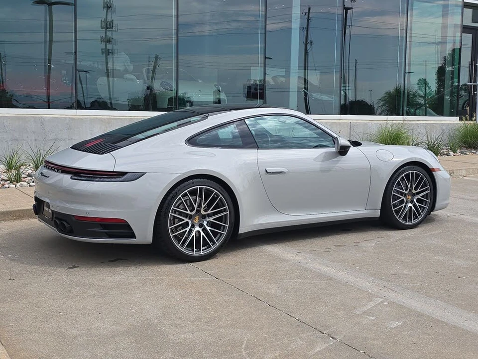 2024 Porsche 992 Carrera 4 - Image 7 of 25