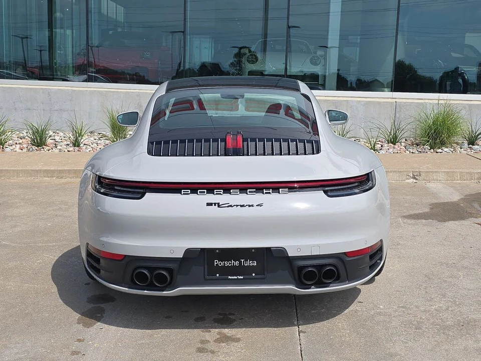 2024 Porsche 992 Carrera 4 - Image 6 of 25
